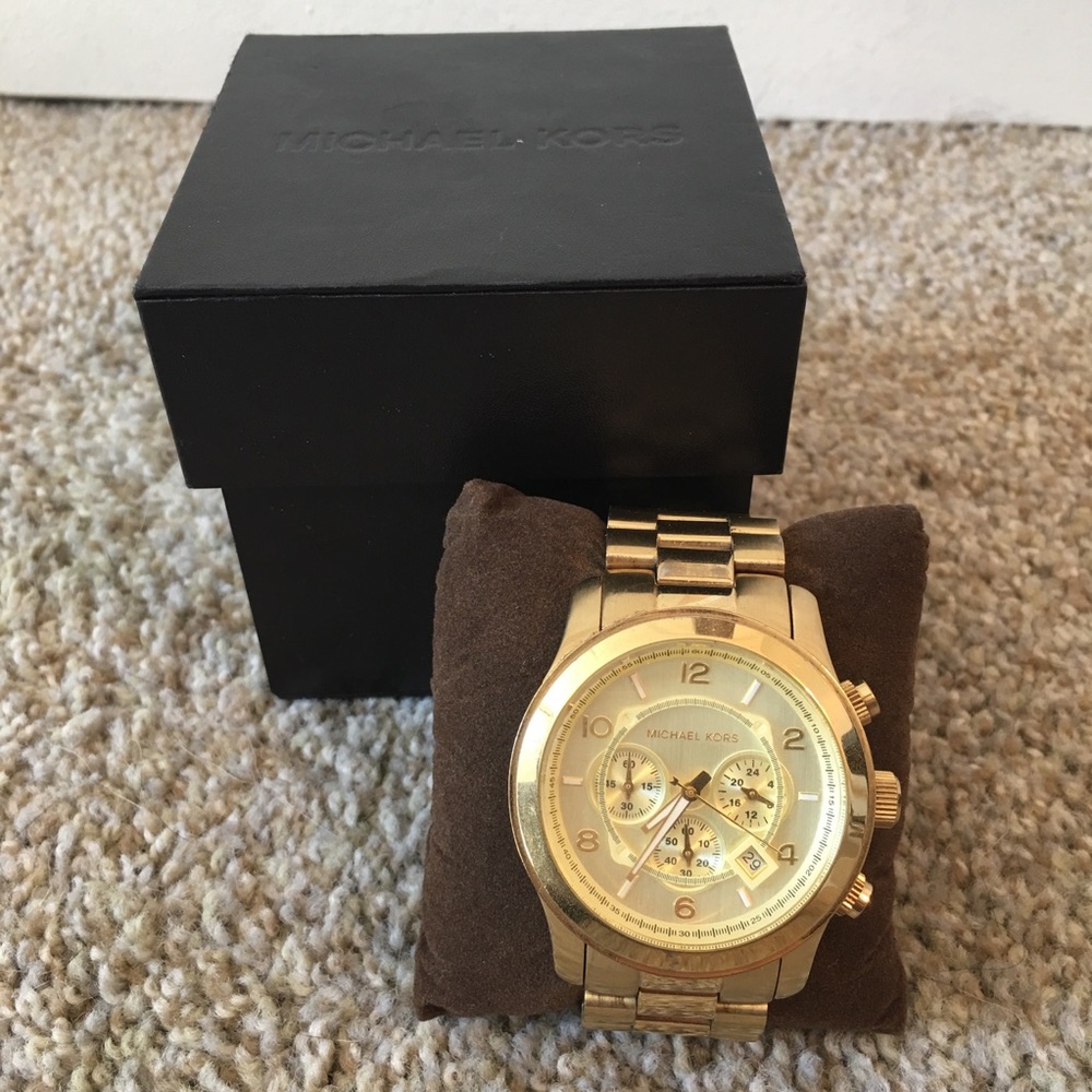 Michael Kors Gold Runway Chronograph - Picture 1 of 8